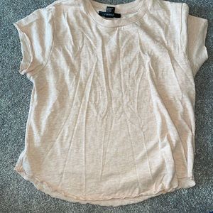 Pink/peach Crop top with raw hems